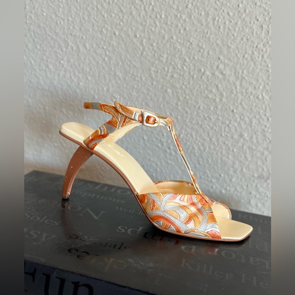 Just 🌟HP🌟 The Right Shoe Riviera - Picture 3 of 10